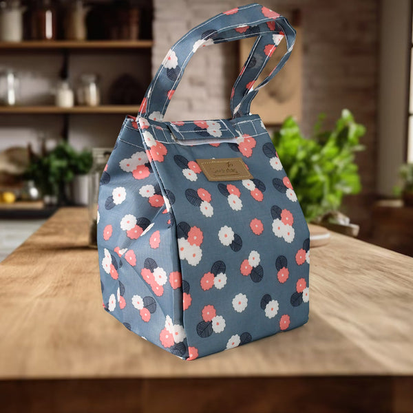 Travel Wash Bag Multi-Functional Waterproof Cosmetic Storage Bag Handheld Foldable Hook Cosmetic Bag with Zipper Closure Handbag Portable Classification Bags(1 Pc Mix Design)